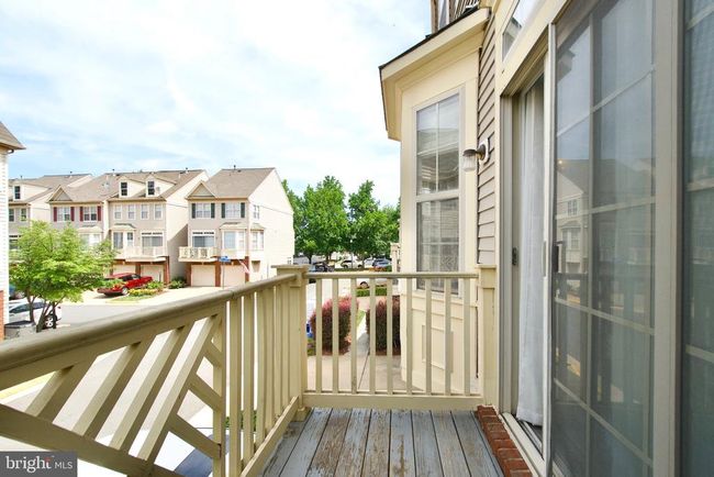 12 - 21150 Domain Ter, Townhouse with 2 bedrooms, 2 bathrooms and null parking in STERLING VA | Image 18
