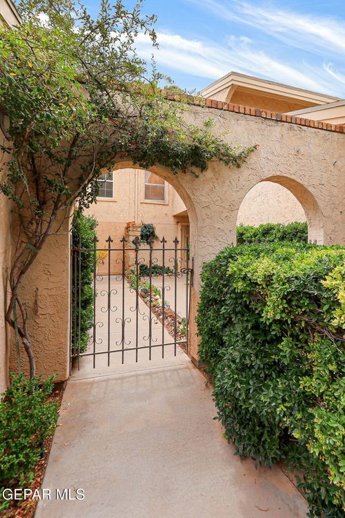 10832 Poza Rica Court, El Paso, TX, 79935 | Card Image