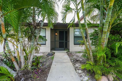 apt-48-2151 42nd St Sw, NAPLES, FL, 34116-6468 | Card Image