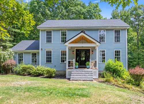 15 Hills Rd, Hooksett, NH, 03106-2189 | Card Image