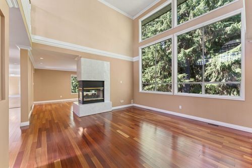 3908 Blantyre Pl, North Vancouver, BC, V7G2G4 | Card Image