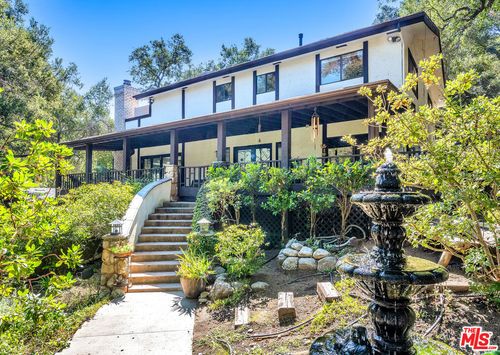 805 Malibu Meadows Dr, Calabasas, CA, 91302-2148 | Card Image