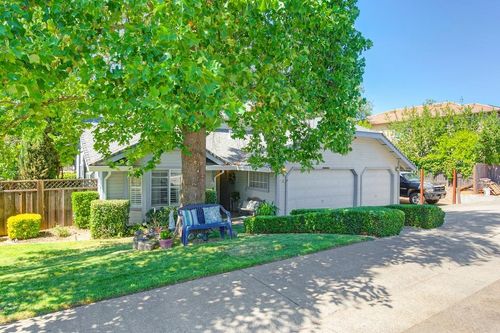 9020 Clarissa Drive, Orangevale, CA, 95662 | Card Image