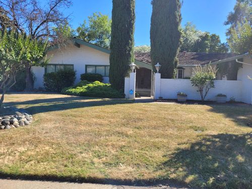 4247 Mapel Ln, Carmichael, CA, 95608-2051 | Card Image