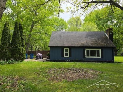 5060 Everhard Ave, Kalamazoo, MI, 49004-1491 | Card Image