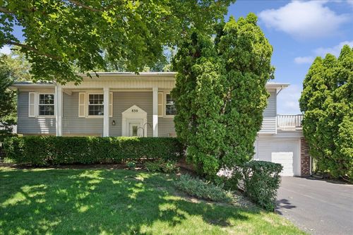 830 Woodhollow Ln, Buffalo Grove, IL, 60089-1443 | Card Image