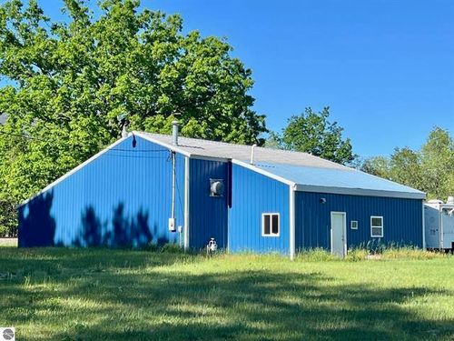 1012 Seneca Pl, Cadillac, MI, 49601-9500 | Card Image