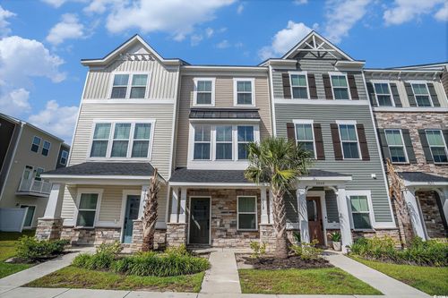 e-303 Golan Cir, Myrtle Beach, SC, 29579-8100 | Card Image