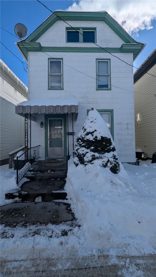 227 Amy Ave, Butler, PA, 16001-5217 | Card Image