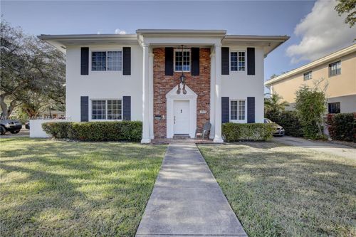 4995 /1050 Sistina Avenue, Coral Gables, FL, 33146 | Card Image