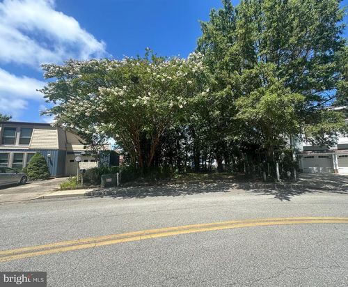 14125 Sea Captain Rd, OCEAN CITY, MD, 21842-5637 | Card Image