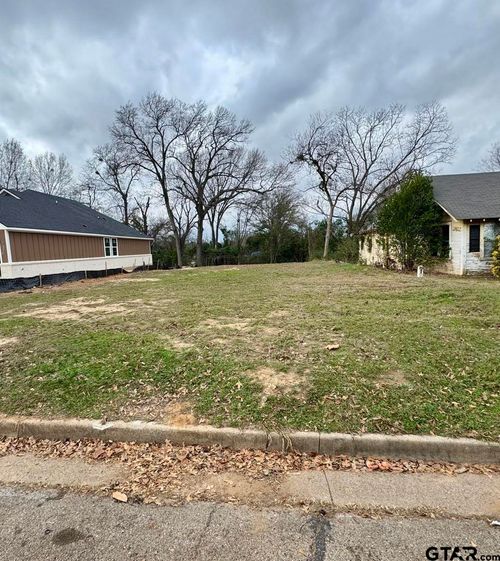 1726 N Ross, Tyler, TX, 75702 | Card Image