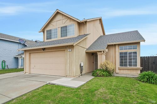 556 Somerville Cir, Vacaville, CA, 95687-6817 | Card Image