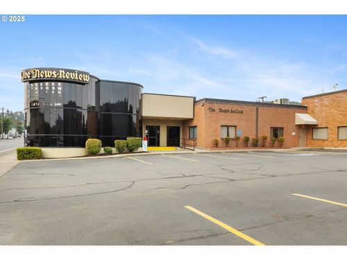 345 Ne Winchester St, Roseburg, OR, 97470-3328 | Card Image