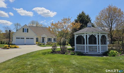 26 Seminole Cir, Bantam, CT, 06750-1633 | Card Image