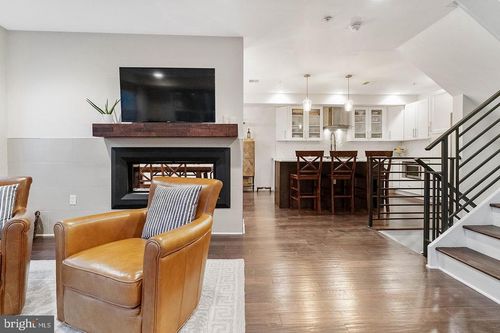 1743 E Moyamensing Ave, PHILADELPHIA, PA, 19148-1940 | Card Image