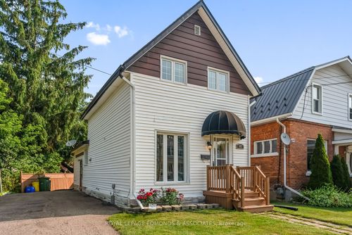 607 Isabella St, Pembroke, ON, K8A5V1 | Card Image
