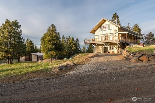 300 Sunset Way, East Wenatchee, WA, 98802-8504 | Card Image