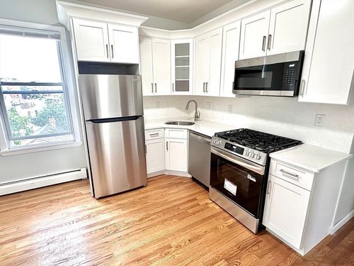 3-5 Buckley Ave, Boston, MA, 02130-2290 | Card Image