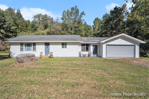 4070 E Fruiport Road, Fruitport, MI, 49415 | Card Image