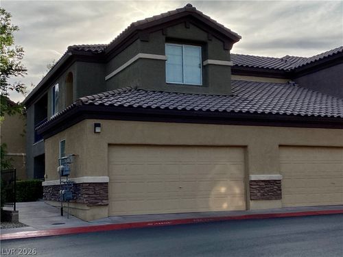2068-6868 Sky Pointe Dr, Las Vegas, NV, 89131-6107 | Card Image