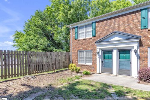 unit-16-1 Hartsville Dr, Taylors, SC, 29687-2865 | Card Image