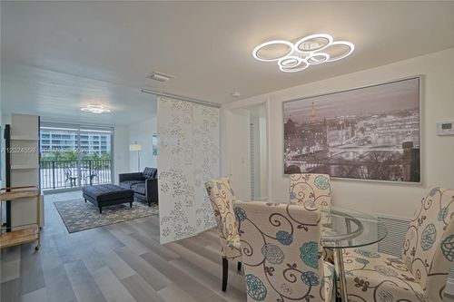 309-9273 Collins Ave, Surfside, FL, 33154-3035 | Card Image