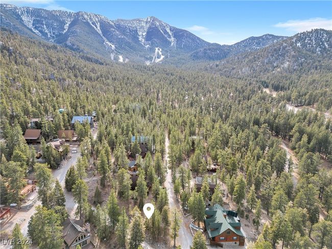 Just minutes away from year-round recreational activities at Lee Canyon | Image 4