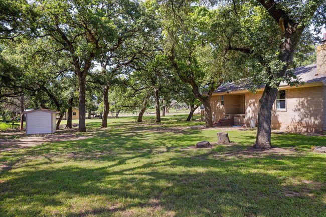 111 Encino Springs Ln, House other with 3 bedrooms, 2 bathrooms and null parking in Weatherford TX | Image 36