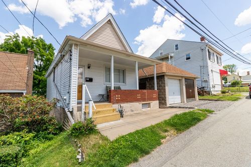 553 Foundry St, Shaler, PA, 15215 | Card Image