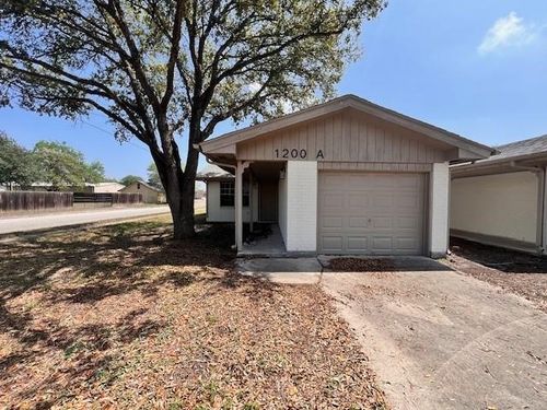 a-1200 Kline, Odem, TX, 78370-4489 | Card Image
