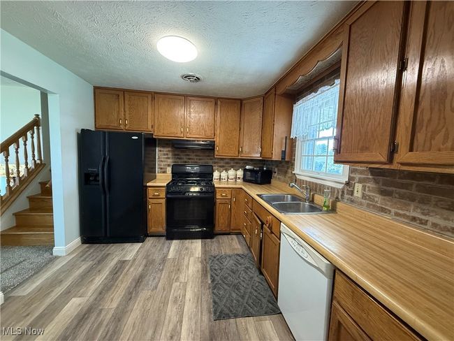 5253 Calla Ave Nw, House other with 4 bedrooms, 3 bathrooms and null parking in Warren OH | Image 4