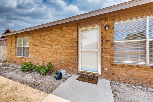 1812 Magnolia Ave, Midland, TX, 79705-6936 | Card Image