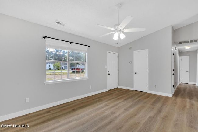 534 Sandridge Rd, House other with 3 bedrooms, 2 bathrooms and 1 parking in Hubert NC | Image 5