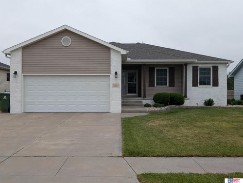 10840 Northloch St, Waverly, NE, 68462-9782 | Card Image