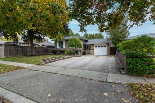 4 Adelaide Ave, Brantford, ON, N3S7H3 | Card Image