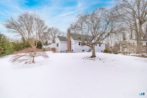 63 Alpine St, Stamford, CT, 06905-1002 | Card Image