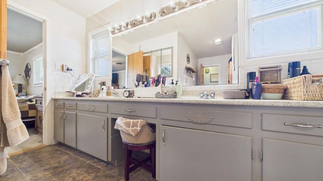 1512 Avenue K, House other with 3 bedrooms, 2 bathrooms and null parking in Abernathy TX | Image 34