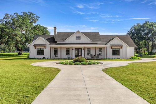 10561 Ne 104th Cir, OXFORD, FL, 34484-3907 | Card Image