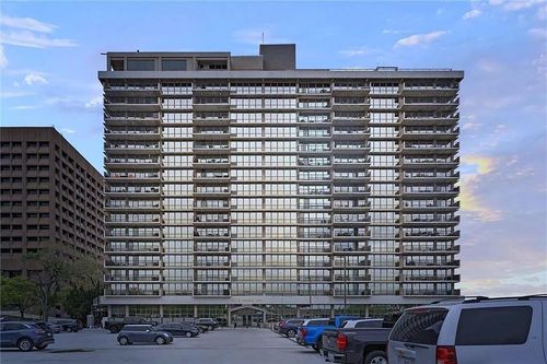 apt-1607-600 Admiral Blvd, Kansas City, MO, 64106-1577 | Card Image