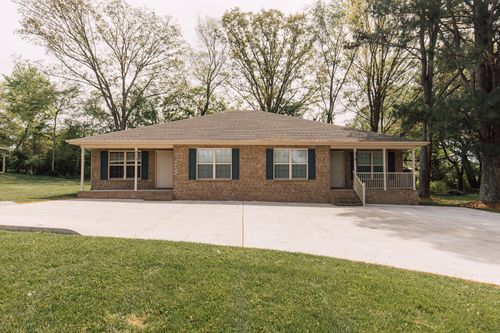 270 Hunt St, Manchester, TN, 37355-2945 | Card Image