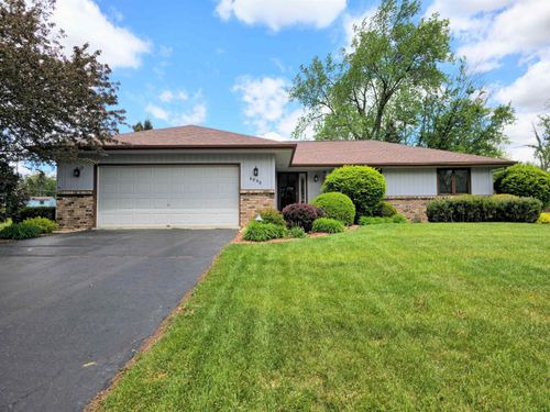 6090 Chatsworth Dr, Rockford, IL, 61109-1865 | Card Image