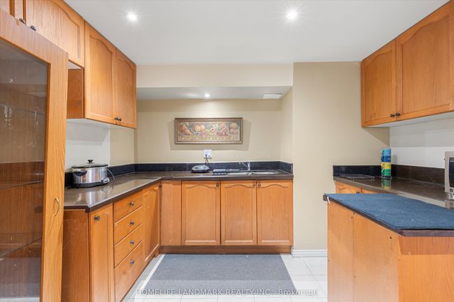 3 Xavier Crt, House other with 7 bedrooms, 5 bathrooms and 4 parking in Brampton ON | Image 33