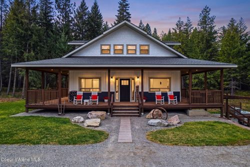 396 Latigo Ln, Naples, ID, 83847-5348 | Card Image
