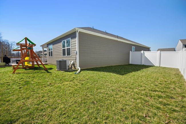 239 Harris Ln, House other with 4 bedrooms, 2 bathrooms and 2 parking in Baxter TN | Image 39