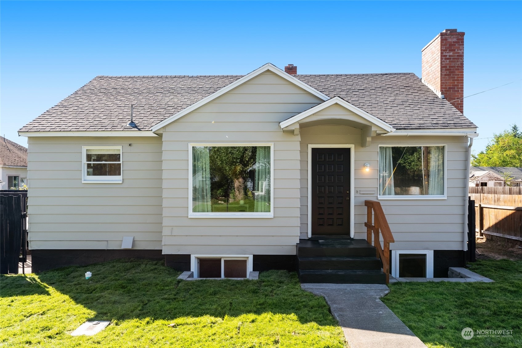 Lewis St, Walla Walla, WA 99362