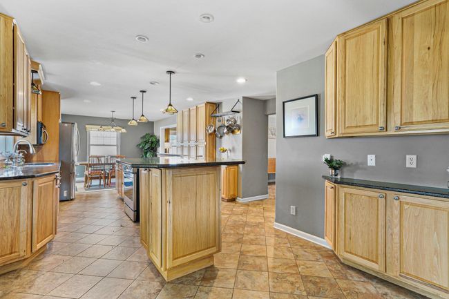 1813 Skyline Dr, House other with 4 bedrooms, 3 bathrooms and null parking in STOUGHTON WI | Image 31