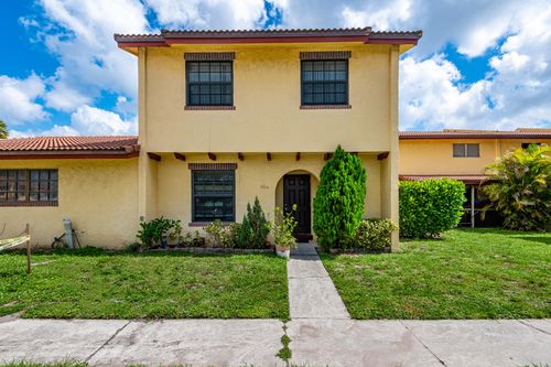 2634-2634 Nw 47th Ln, Lauderdale Lakes, FL, 33313-2620 | Card Image