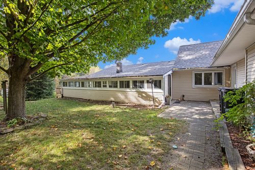 3510 Parmalee Rd, Freeport, MI, 49325-9751 | Card Image