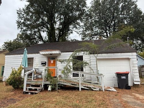 2106 Cleveland St, Paris, TX, 75460-6188 | Card Image